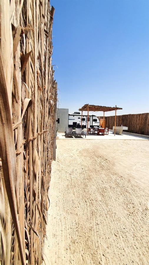 Caravana Beach Resort Al Zorah Ajman Esterno foto